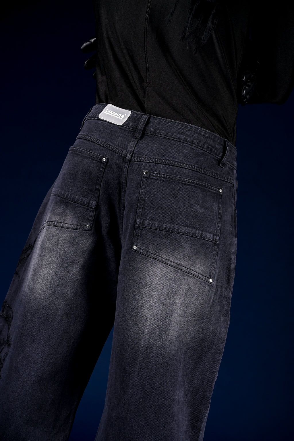 DARKFLARE DENIM