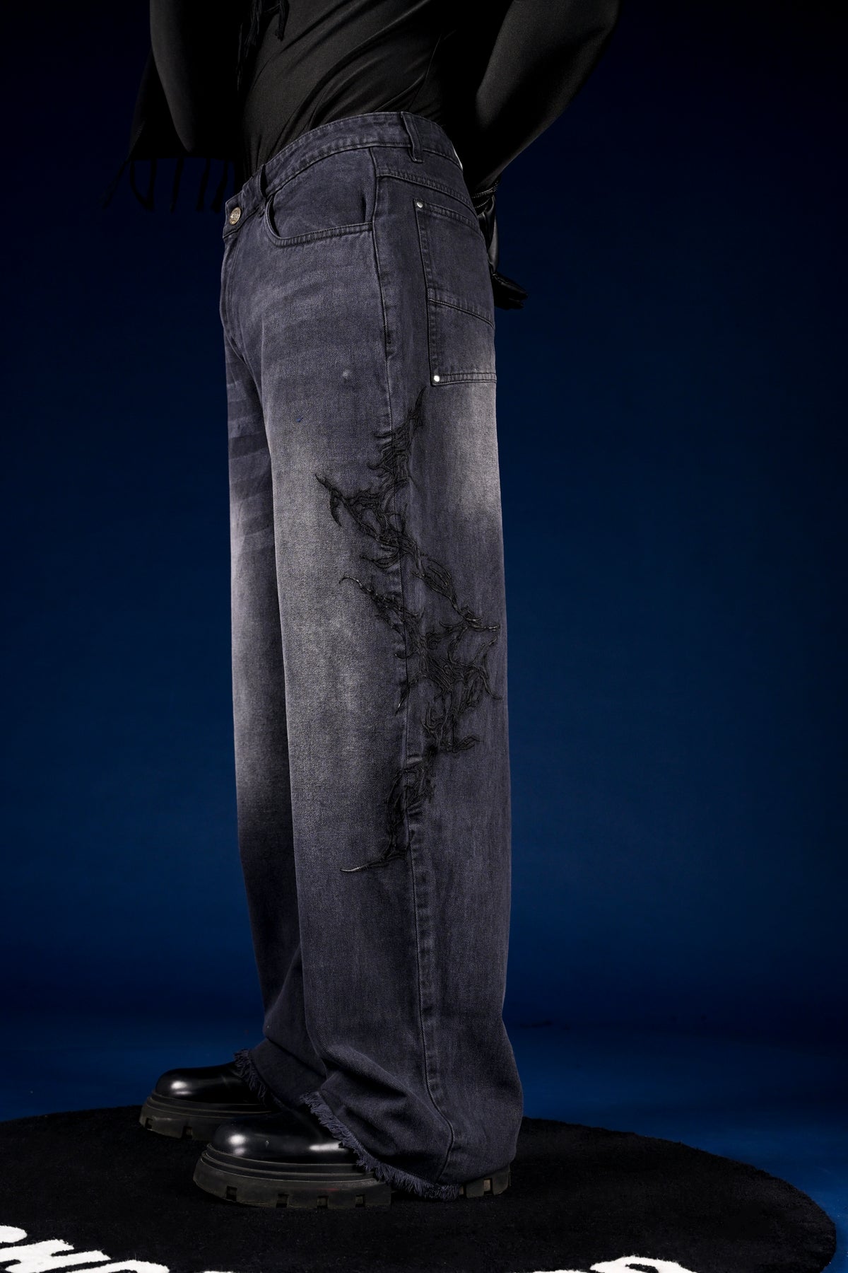 DARKFLARE DENIM