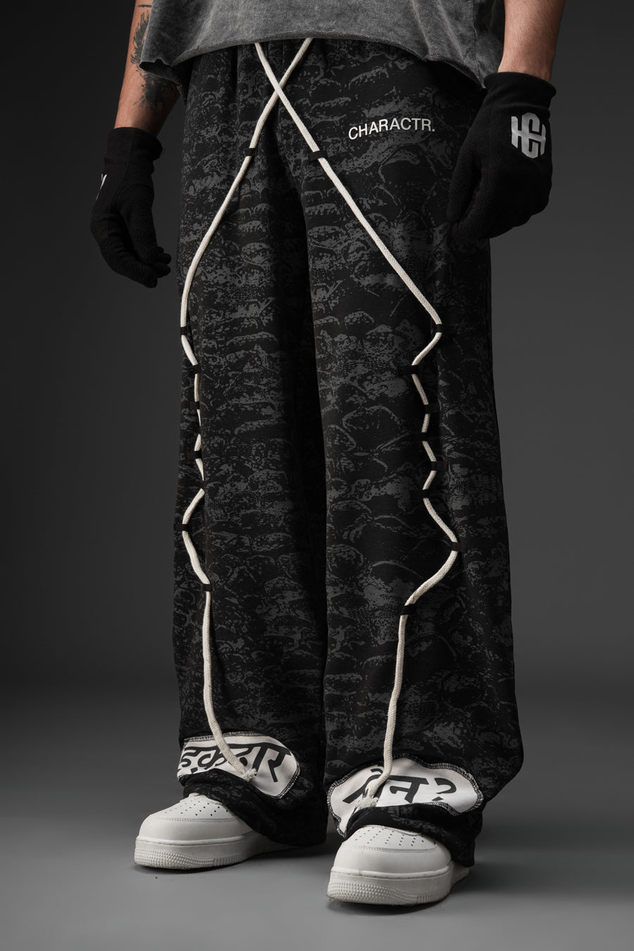 Manushya karam pants